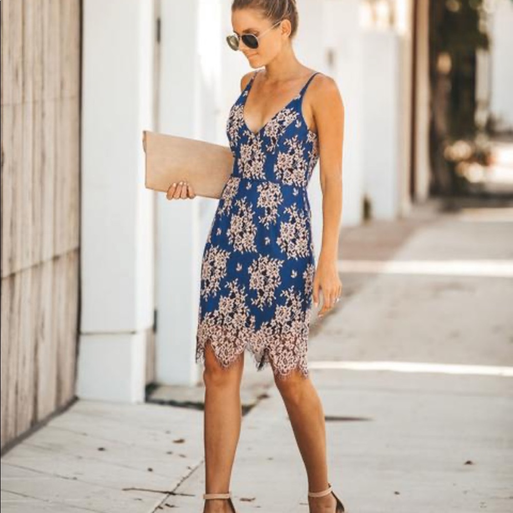Vici blue lace dress